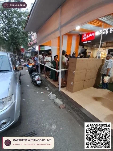 Jalebi Fafda Craze on Dussehra — capture area: MSEB Colony — photo 2 of 2