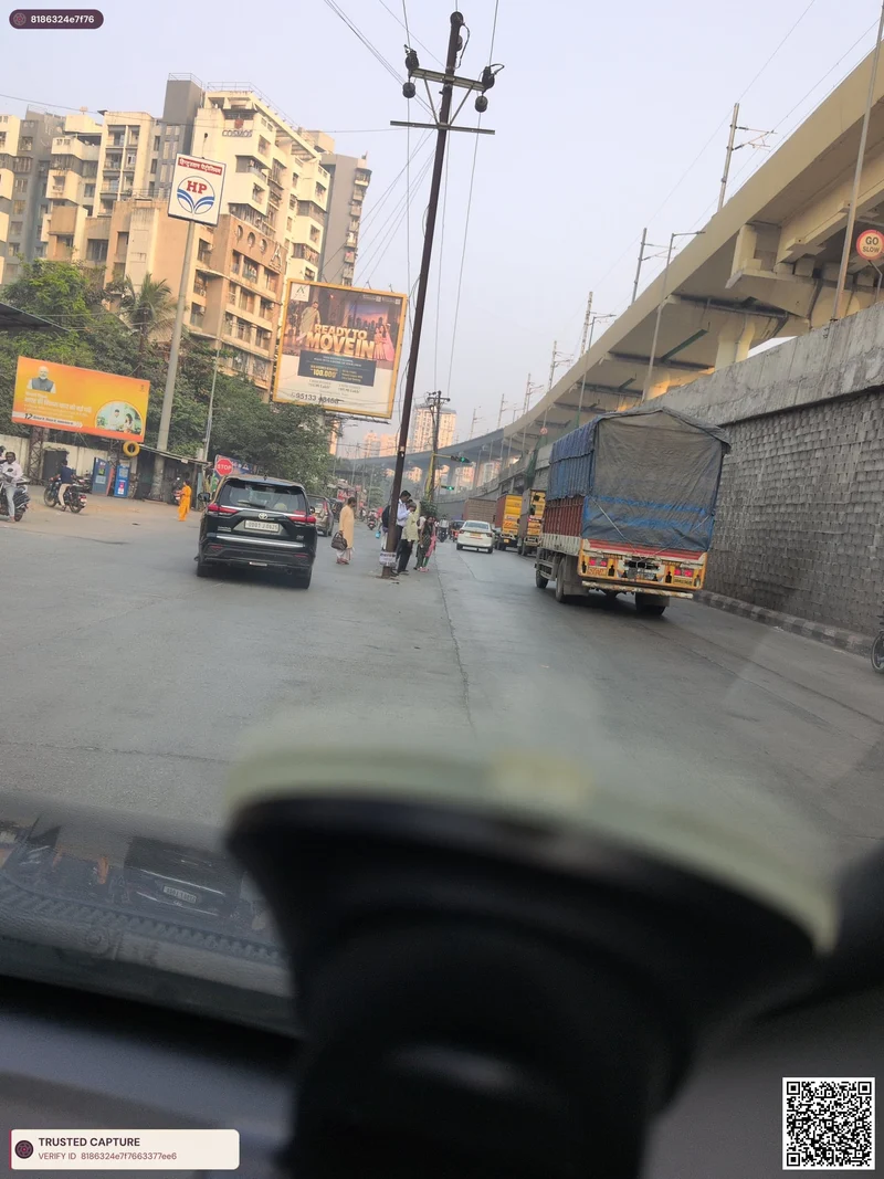 Electricity Poles in Middle of the Road at Anand Nagar, Ghodbunder Road — photo 2 of 2